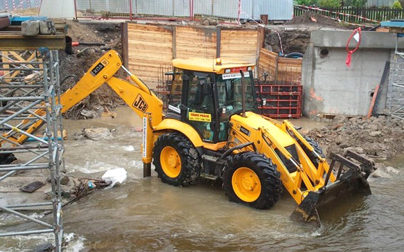 JCB 4CX