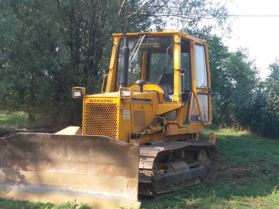 Komatsu D37E